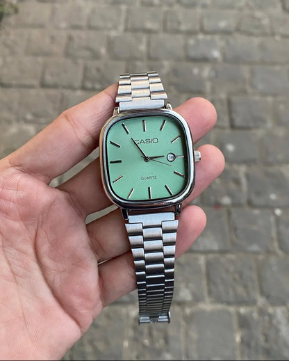 Casio Vintage Analogue Watch – Classic Minimal Design | Unisex Everyday Timepiece